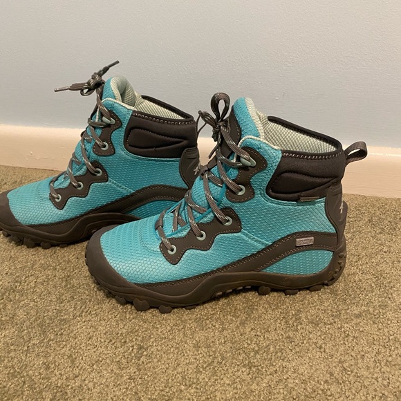 Women’s hiking boots - Picture 2 of 4